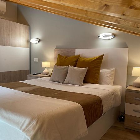 Apartamentos Aranda - Atico Duero Аранда де Дуеро Екстериор снимка
