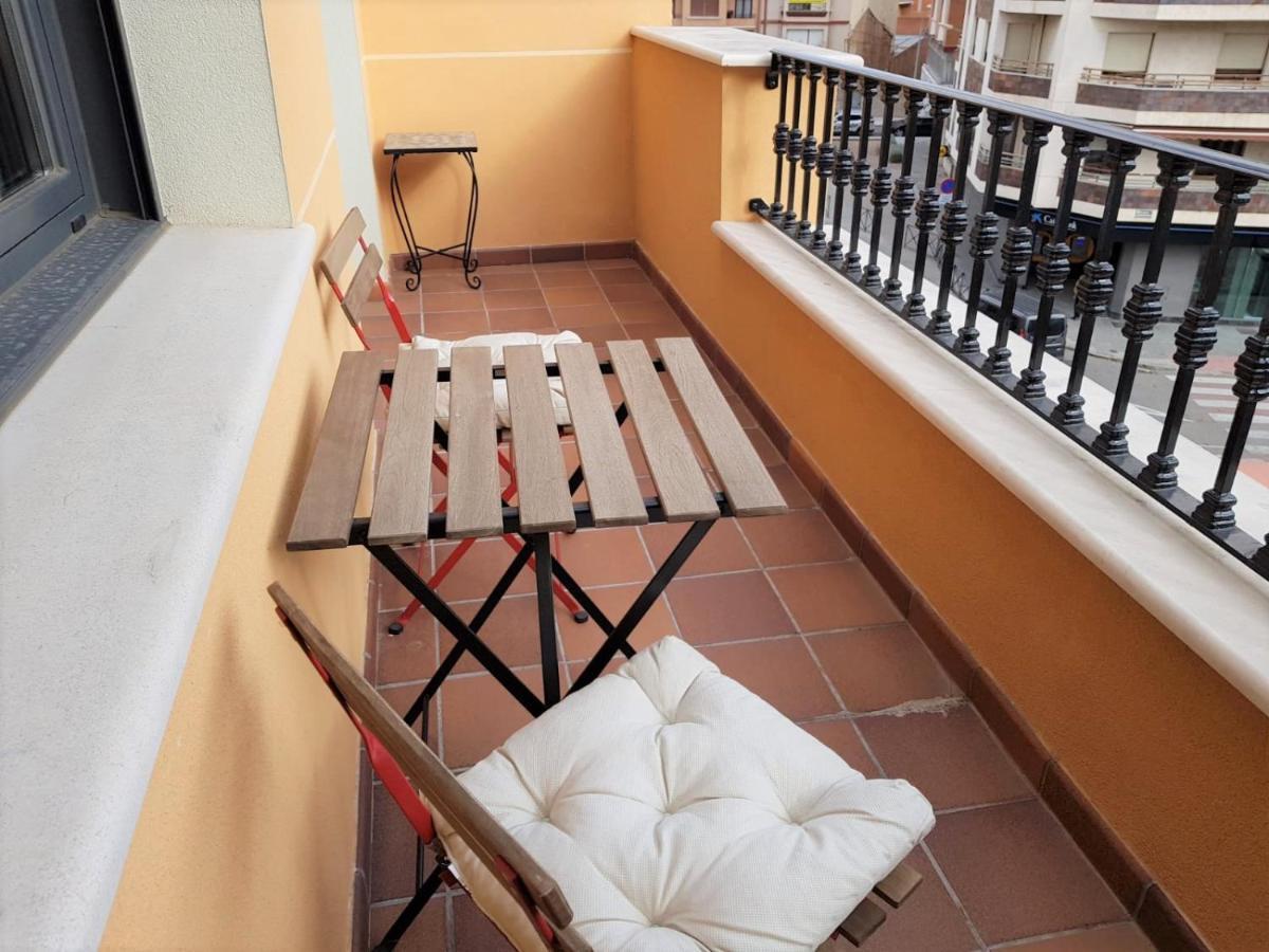 Apartamentos Aranda - Atico Duero Аранда де Дуеро Екстериор снимка
